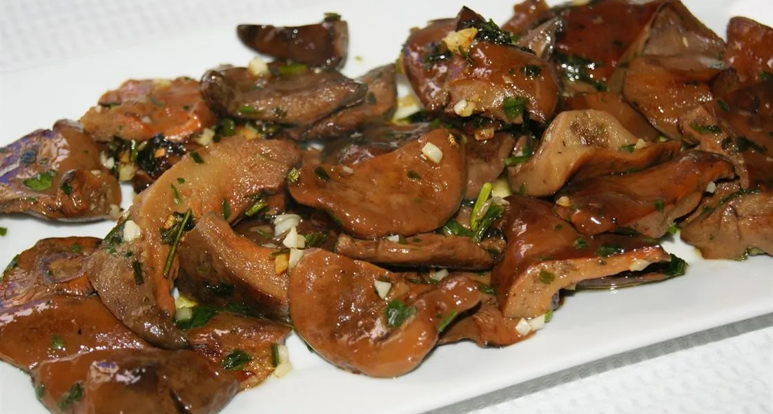 Níscalos al Ajillo: Receta Tradicional Fácil y Rápida