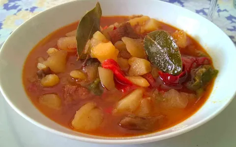 Patatas con Níscalos: Receta del Guiso Tradicional